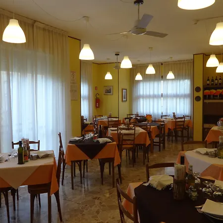 Saturno Hotel