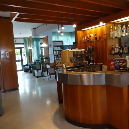 Hotel Saturno 3*
