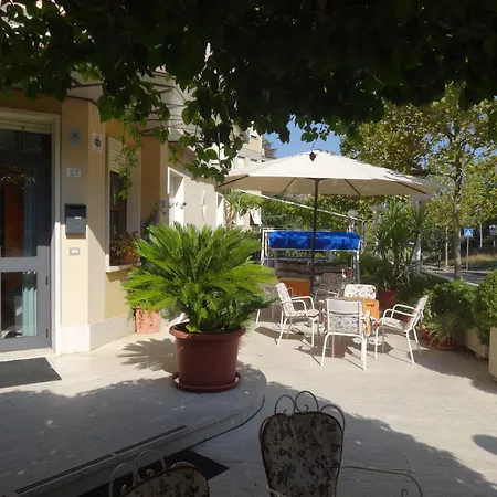 Hotel Saturno