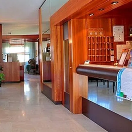 Hotel Saturno 3*