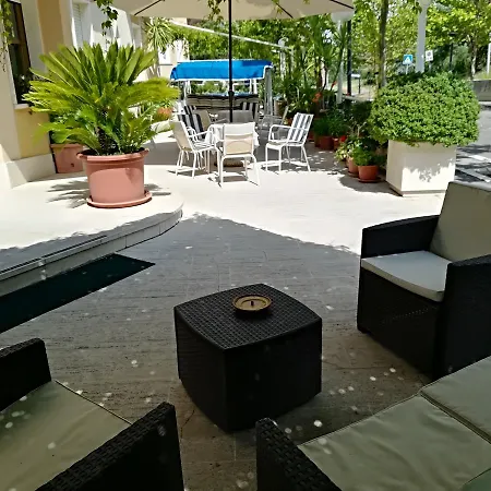 Hotel Saturno 3*