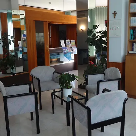 Hotel Saturno 3*