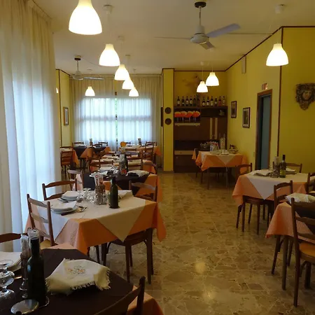 Hotel Saturno